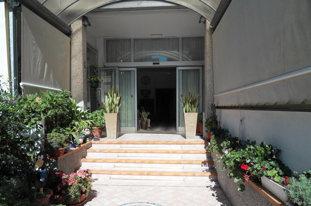 Hotel Abbazia Lignano Sabbiadoro Exterior photo